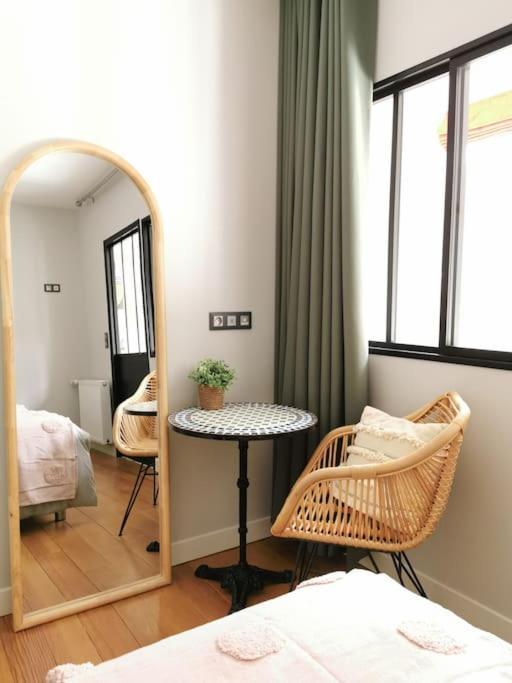 Ferienwohnung Les Bulles D'Ay - Terrasse Ay-Champagne Exterior foto